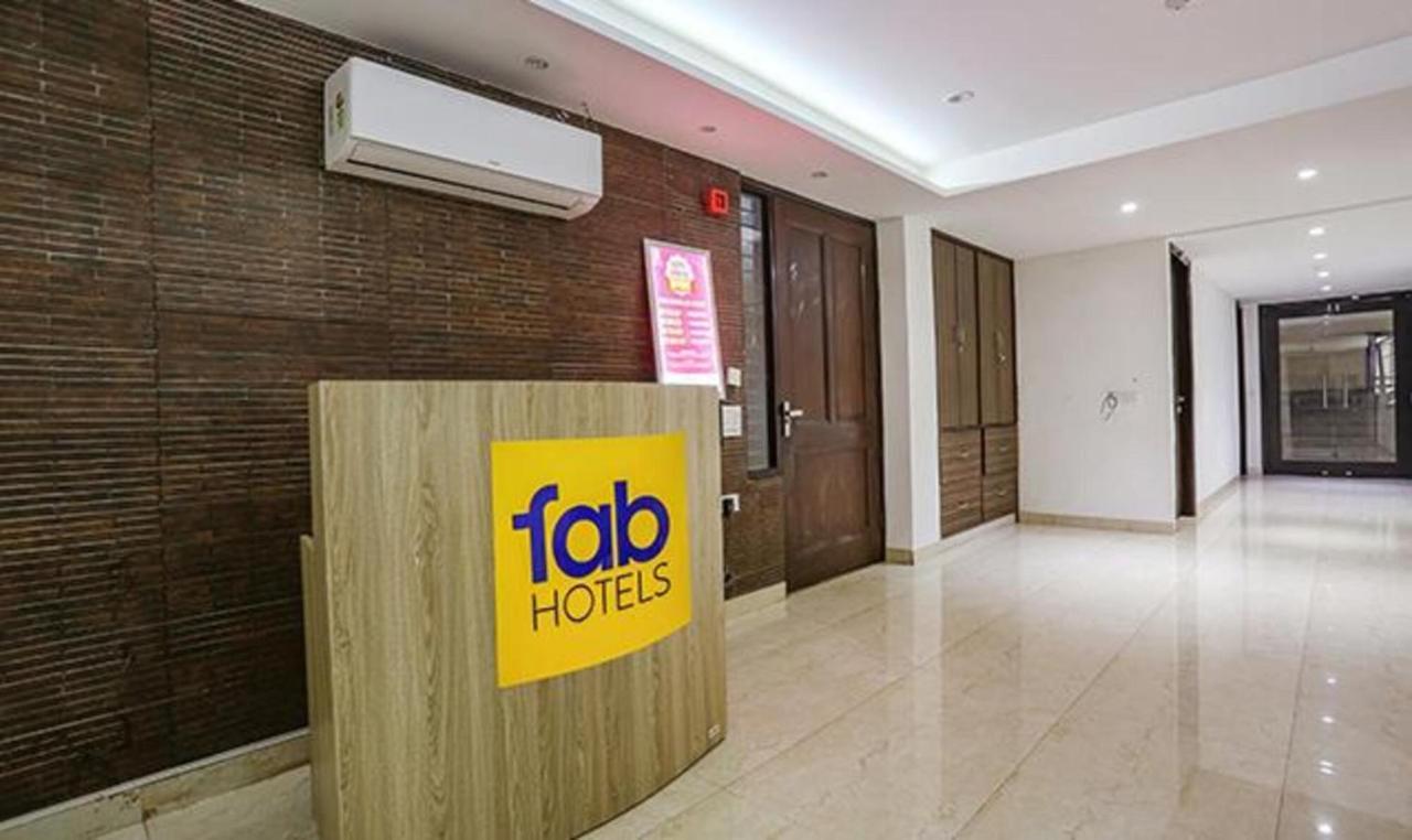 Fabexpress Rg Stay New Delhi Exterior photo